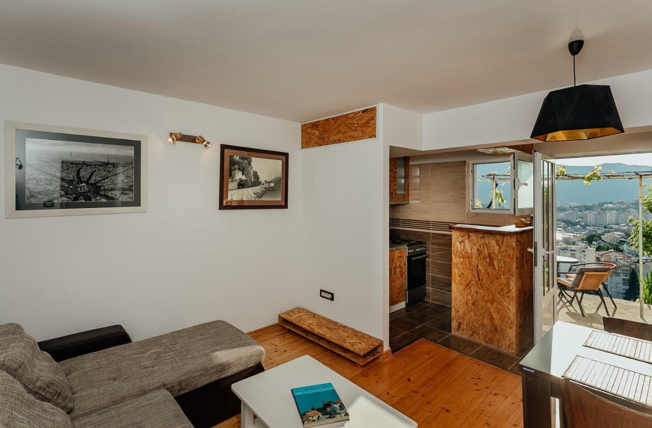 Apartmani Lovor Herceg Novi Exterior photo