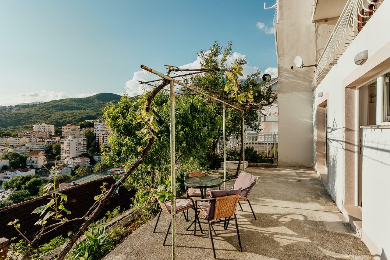 Apartmani Lovor Herceg Novi Exterior photo